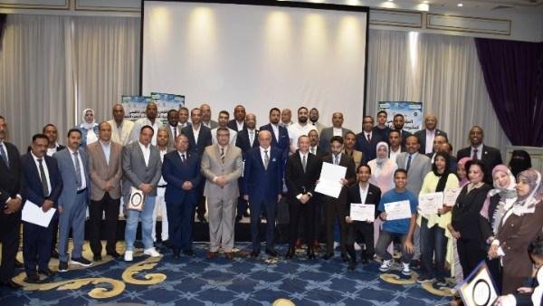 أخبار أسوان: مشاركة بمؤتمر الإعلان عن المشروعات الخضراء الذكية.. واستقبال لسفير جمهورية سيريلانكا