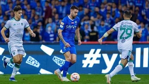 أهلي جدة يضرب الفتح برباعية ويحصد ثلاث نقاط جديدة في الدوري السعودي