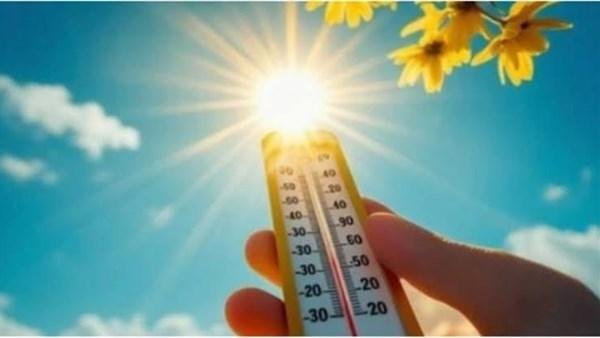 الأرصاد: طقس حار رطب نهارًا ولطيف ليلاً.. والعظمى بالقاهرة 31 درجة