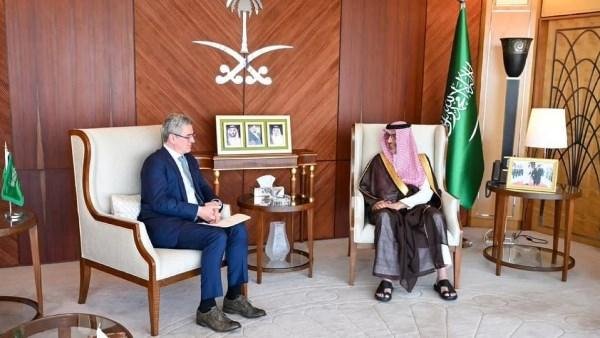 السفير السعودي بالقاهرة يلتقي نظيره الروسي الجديد لبحث الموضوعات المشتركة