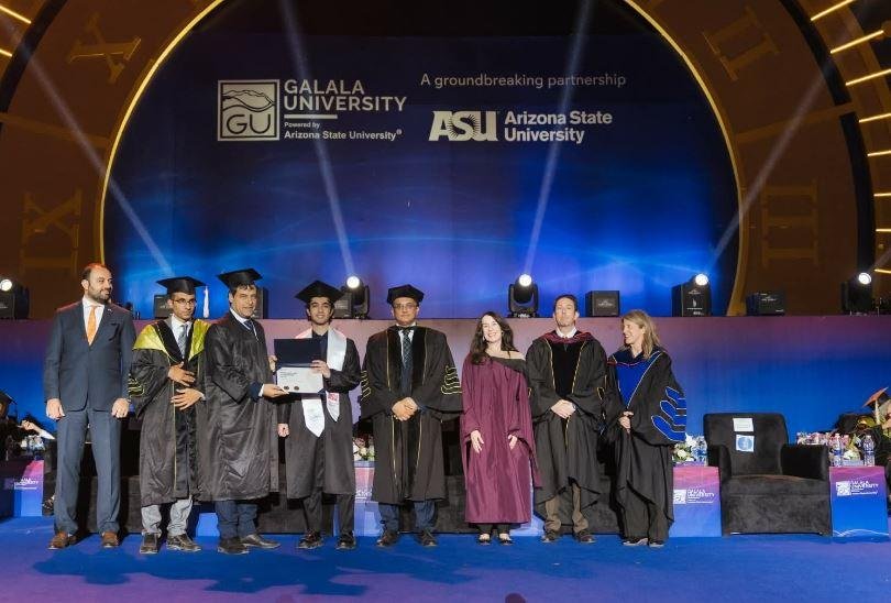 السفارة الأمريكية بالقاهرة تحتفي بأول دفعة من خريجي برنامج الدرجتين المزدوجتين بين جامعتي الجلالة وولاية أريزونا