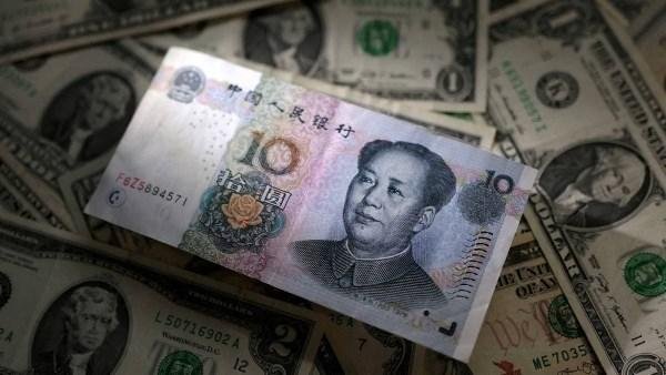 اليوان يسجل أعلى مستوى في أكثر من 3 سنوات أمام الدولار قبيل قمة ترامب وشي