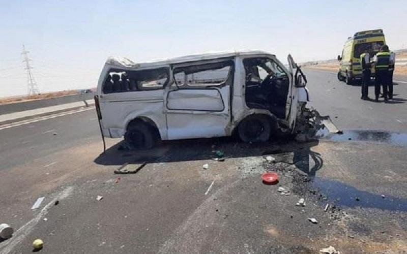 مصرع 3 أشخاص وإصابة 6 آخرين في...