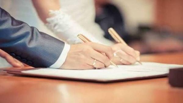 ما الذي ينتظر الأزواج والمُقبلين على الزواج؟ .. مشروع قانون جديد