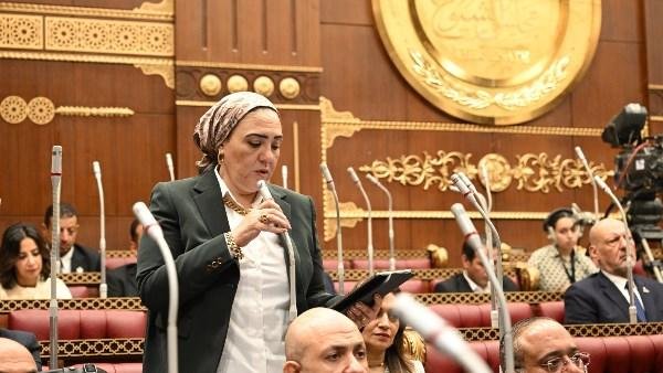 برلمانية : رسائل الرئيس بالندوة التثقيفية تعكس نهجًا قائمًا على المصارحة في عرض الحقائق أمام المواطنين