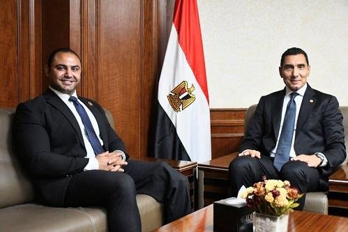 وزير الرياضة يستقبل أحمد عبد اللطيف بطل الووشو كونغ فو