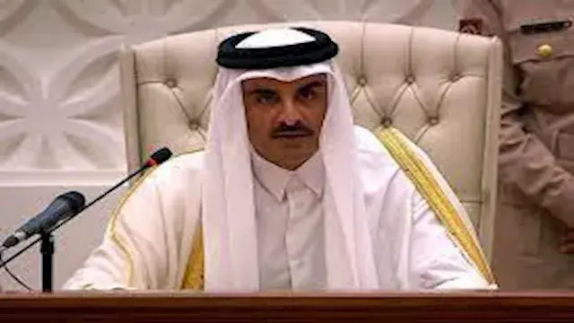 أمير قطر يحذر من مخططات إسرائيل لتهجير الفلسطينيين ويؤكد: الوقت لا ينهي النزاعات