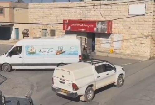 مئات المستوطنين يقتحمون مقامات إسلامية شمالي مدينة سلفيت بالضفة الغربية