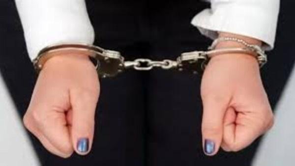 بعد القبض على بلوجر أكتوبر .. الحبس وغرامة 5 آلاف جنيه عقوبة نشر مقاطع خادشة على مواقع التواصل
