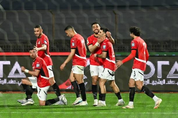 منتخب مصر بزيه التقليدي أمام أنجولا في افتتاح تصفيات أمم أفريقيا
