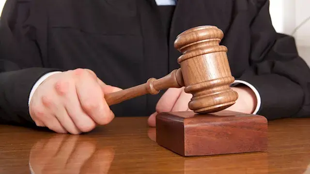 خرج يجمع القمامة ولم يعد.. تفا...