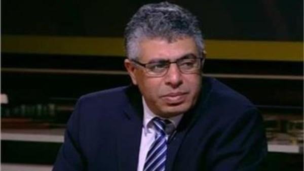 عماد الدين حسين: تهديد الملاحة في البحر الأحمر وباب المندب قد يسبب خسائر اقتصادية ضخمة