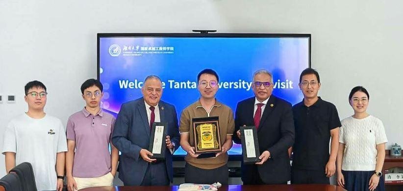 جامعة طنطا وهونان الصينية تبحثان تأسيس مراكز تميز وتطوير التعليم الهندسي بتقنيات الذكاء الاصطناعي