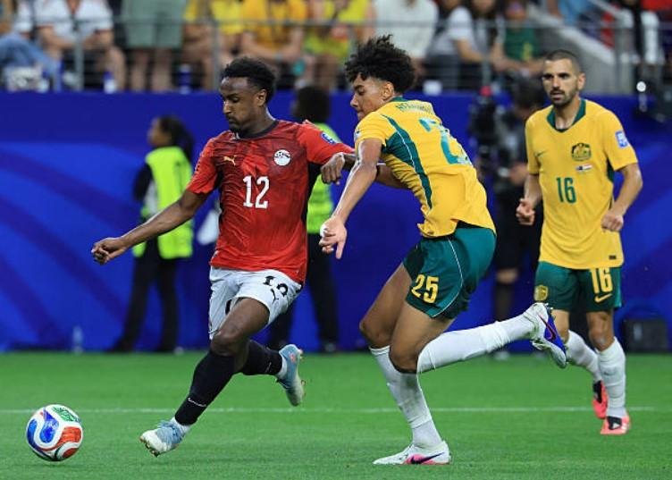هيثم حسن يحتفل بالانضمام لمعسكر منتخب مصر