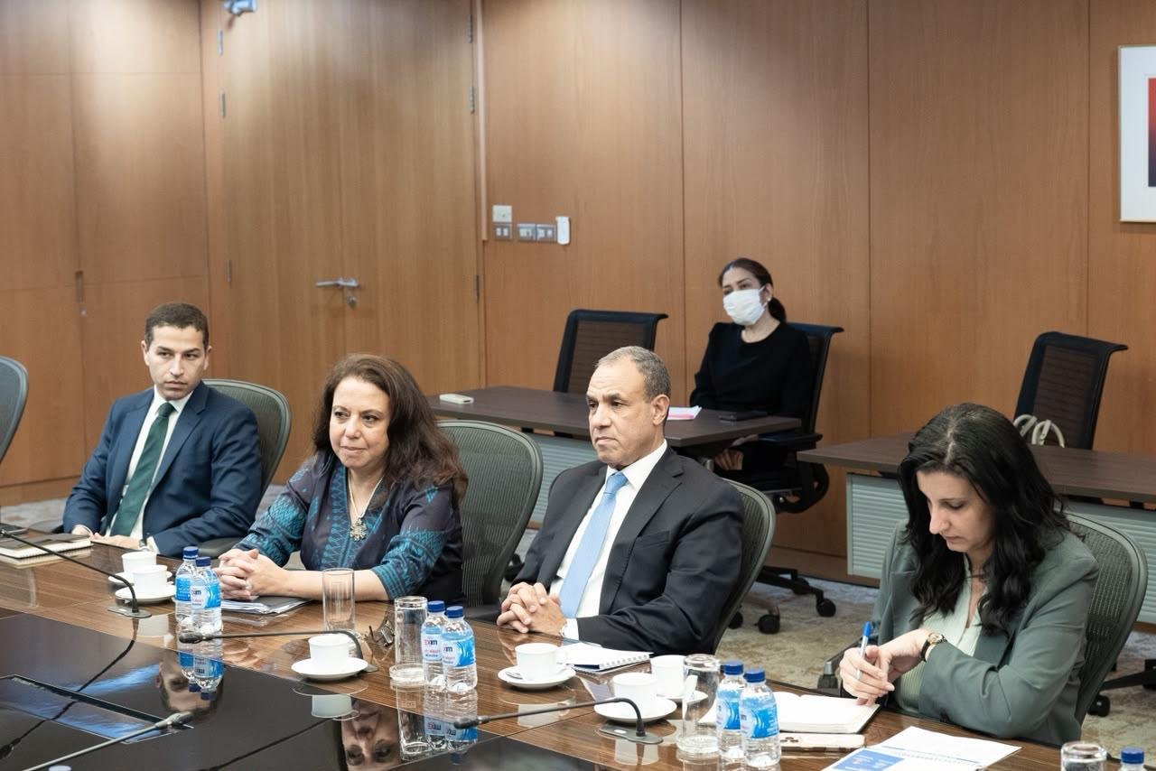 وزير الخارجية يبحث مع رئيس بنك التصدير والاستيراد التايلاندي دعم الاستثمارات والتوسع في إفريقيا