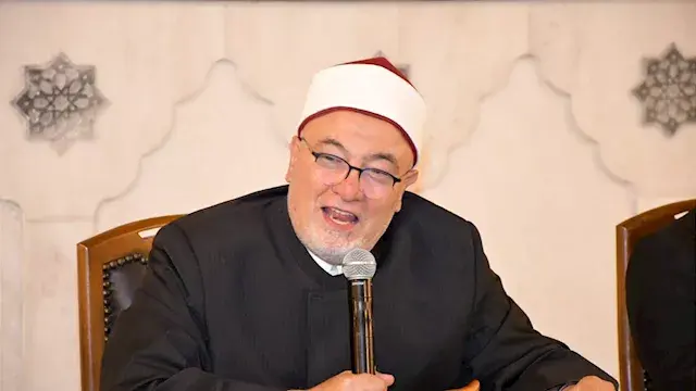 خالد الجندي: القرابة وحدها لا...