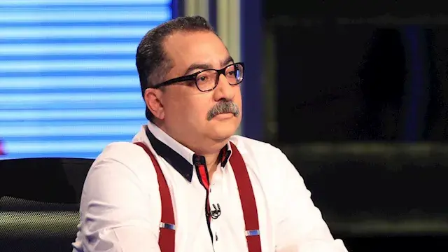 "أموال المصريين ليست من جيوبكم".. إبراهيم عيسى يوجه رسالة للحكومة بشأن الحد الأدنى للأجور