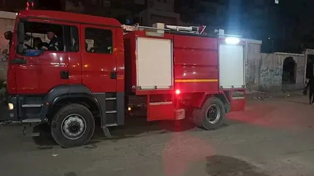 الدفع بـ5 سيارات إطفاء للسيطرة...
