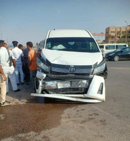 مصرع شخص وإصابة 9 آخرين في انق...