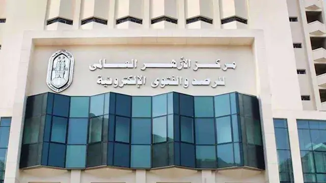 بالخطوات.. الأزهر للفتوى يوضح كيفية صلاة المريض