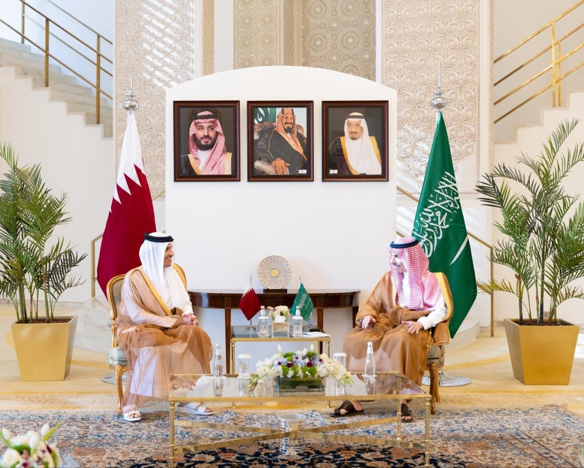 رئيس الوزراء: نعزز التنسيق بين قطر والسعودية وأمن المنطقة لا يتجزأ وعلينا تغليب المصلحة العامة