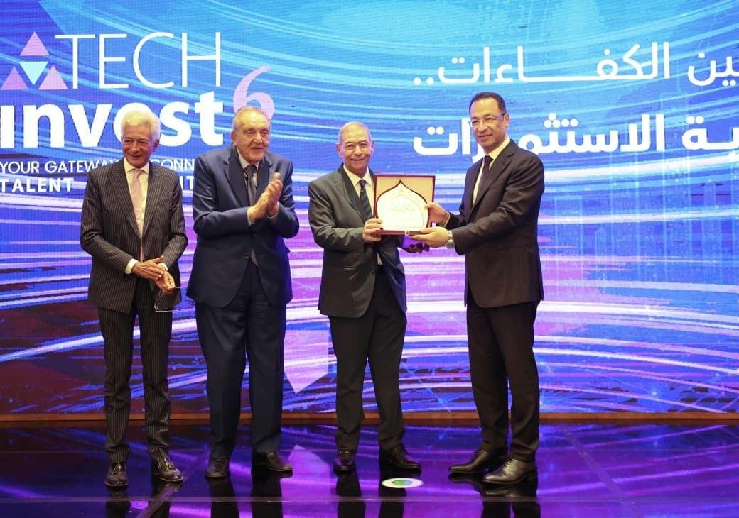 وزير الاتصالات: نعمل على تطوير...