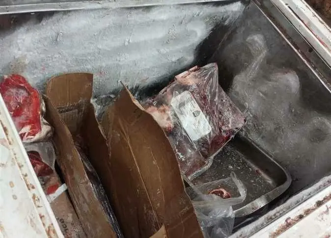 ضبط 26 طن مواد غذائية غير صالح...