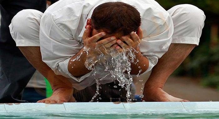 كيف أعرف الحائل الذي يمنع صحة الطهارة من غيره؟..الإفتاء توضح