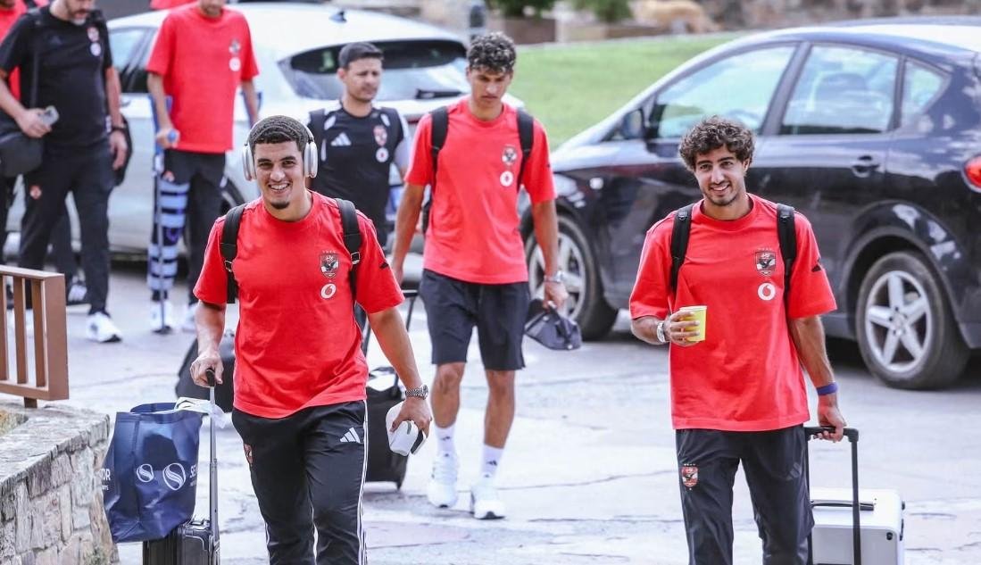 بعثة الأهلي تصل برشلونة استعدا...
