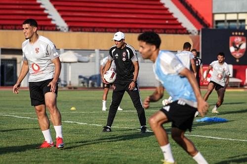 عموتة يستقر على ملامح تشكيل الأهلي أمام بترول أسيوط في كأس عاصمة مصر