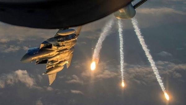 في غارة جوية.. جيش الاحتلال يزعم مقتل قيادي بحماس