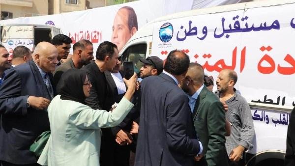 «مستقبل وطن» يطلق قافلة طبية بمنيا القمح ويقدم العلاج للمواطنين بالمجان