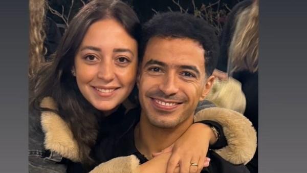 عمر جابر يحتفل بعيد ميلاد زوجته في أجواء رومانسية
