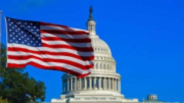 أمريكا توافق على بيع معدات دفاع جوي لـ أوكرانيا  بـ 2.68 مليار دولار