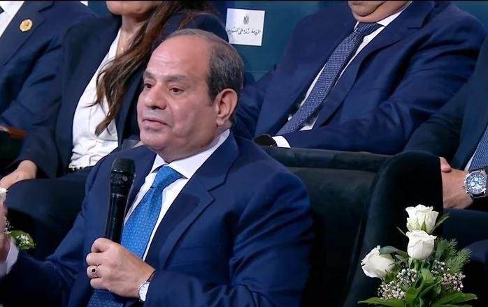 الرئيس السيسي يستعيد مشاهد الاستغاثات والتعديات في الشوارع عام 2011: أجيب لكم التسجيلات