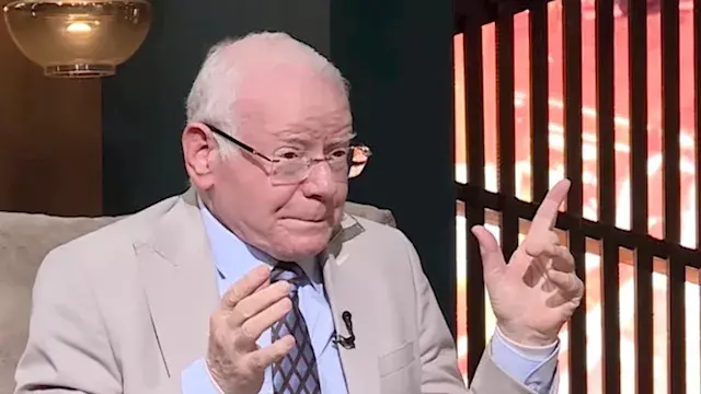 أستاذ فيروسات يحذر من 50 وباءً محتملاً يهدد العالم حتى 2050
