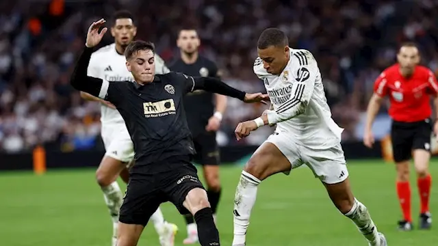 "فريق ديانج".. مدرب منتخب مصر السابق يتولى تدريب فالنسيا الإسباني