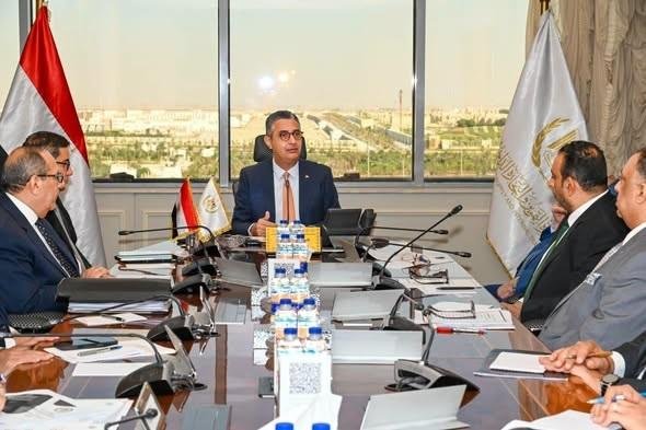 وزير التموين: لا زيادة في أسعار الخبز الحر والفينو.. والأسعار الحالية ملزمة للمخابز الحرة والإفرنجية