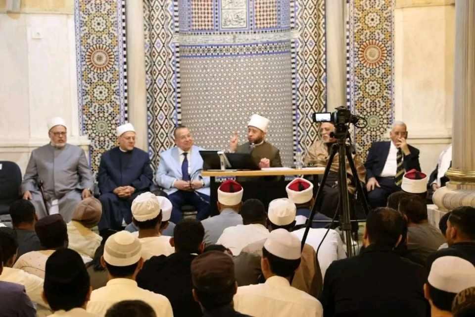وزير الأوقاف: الإسلام يدعو إلى البر والإحسان وحسن معاملة غير المسلمين