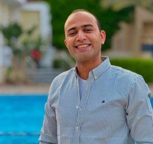 وفاة نقيب شرطة إثر انقلاب سيار...