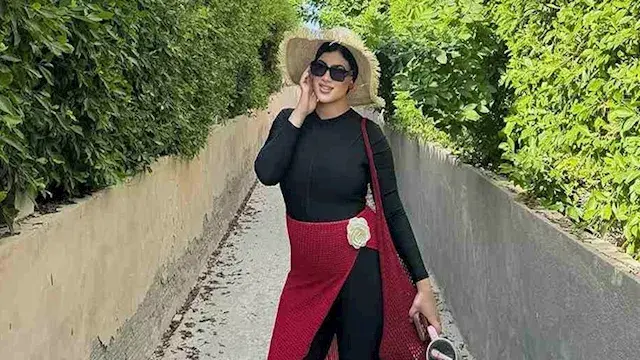 15 صورة لزوجة مروان عطية في المصيف وزوجة إمام عاشور تعلق