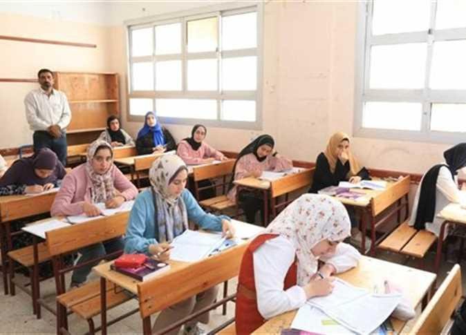 بدء تسجيل استمارة التقدم لامتحانات الشهادة الإعدادية لعام 2026- 2027 من 1 وحتى 22 أكتوبر