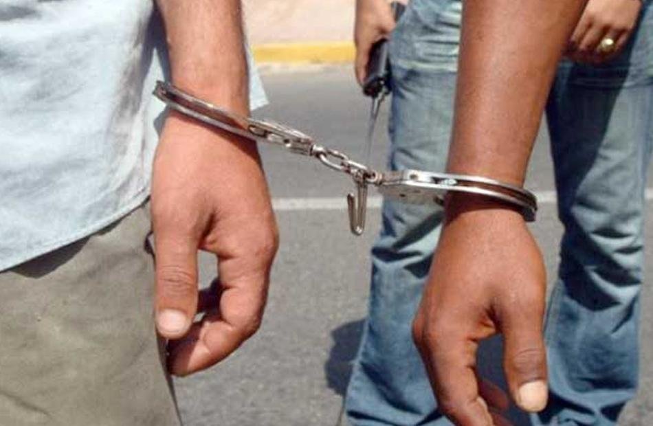 القبض على 5 متهمين بالتشاجر لخلافات حول قطة أرض بالوراق