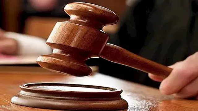 استولى على بيانات بطاقات الدفع...
