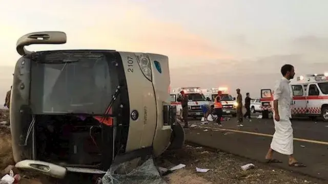 بعد شوق لزيارة النبي.. كيف انت...