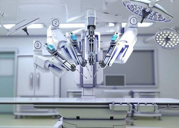 استطلاع حكومي: 70% باليابان ينظرون بصورة إيجابية لاستخدام الذكاء الاصطناعي في الرعاية الصحية