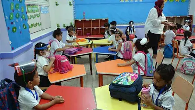 "رموا أكل بنتي ومنعوها من الحم...