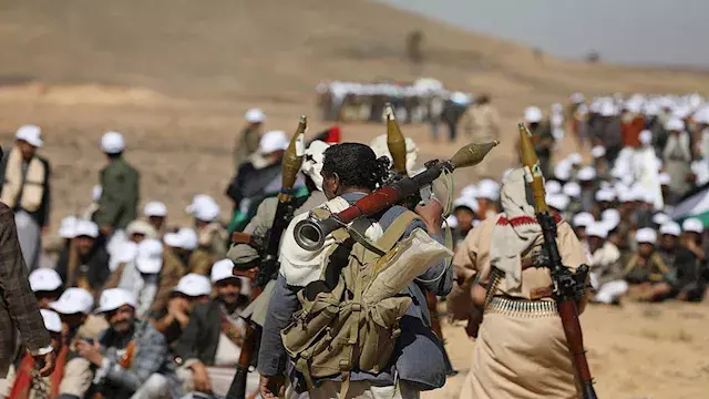 الحوثيون: عملياتنا تقتصر على منشآت النفط والقواعد العسكرية بالسعودية