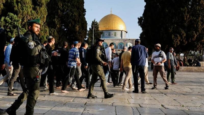 أوقاف القدس: 1500 مستوطن إسرائيلي اقتحموا المسجد الأقصى