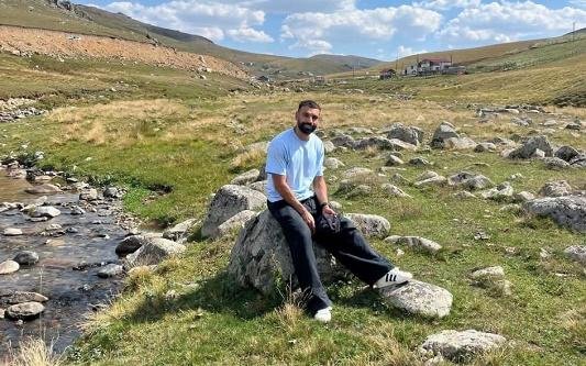 بالصور.. بسبب صلاح «صخرة» في تركيا تتحول إلى وجهة سياحية